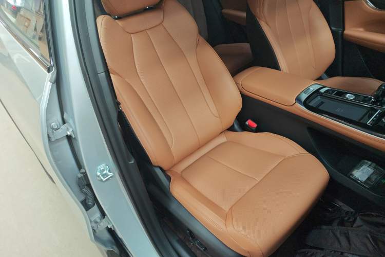 Used Geely Auto FX11 2025 4th Generation 1.5TD DCT - Shanhe Right Front Seat