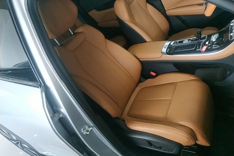 Used Geely Auto FX11 2025 4th Generation 1.5TD DCT Jinxiu Right Front Seat