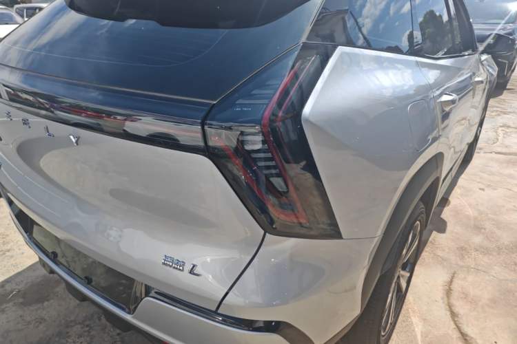 Used Geely Auto FX11 2025 4th Generation 1.5TD DCT - Shanhe Right Rear Taillight