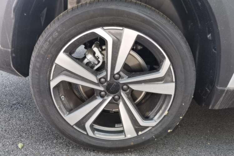 Used Geely Auto FX11 2025 4th Generation 1.5TD DCT - Shanhe Right Rear Wheel Hub