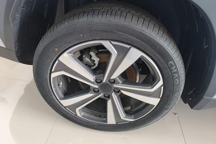 Used Geely Auto FX11 2025 4th Generation 1.5TD DCT - Shanhe Right Rear Wheel Hub
