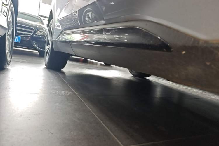 Used Geely Auto FX11 2025 4th Generation 1.5TD DCT - Shanhe Right Side Sill