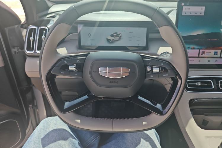 Used Geely Auto FX11 2025 4th Generation 1.5TD DCT - Shanhe Steering Wheel