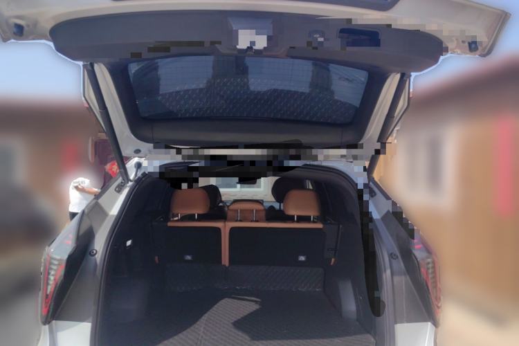 Used Geely Auto FX11 2025 4th Generation 1.5TD DCT Jinxiu Trunk