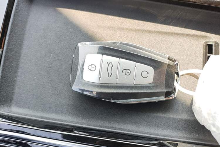 Used Geely Auto FX11 2025 4th Generation 1.5TD DCT - Shanhe Vehicle Key