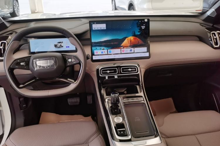 Used Geely Auto FX11 2025 4th Generation 1.5TD DCT - Shanhe Center Console