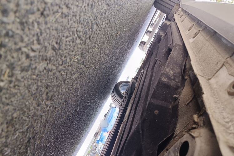 Used Geely Auto FX11 2025 4th Generation 1.5TD DCT Jinxiu Chassis Front Right