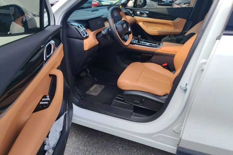 Used Geely Auto FX11 2025 4th Generation 2.0TD DCT—Passion Driver Seat
