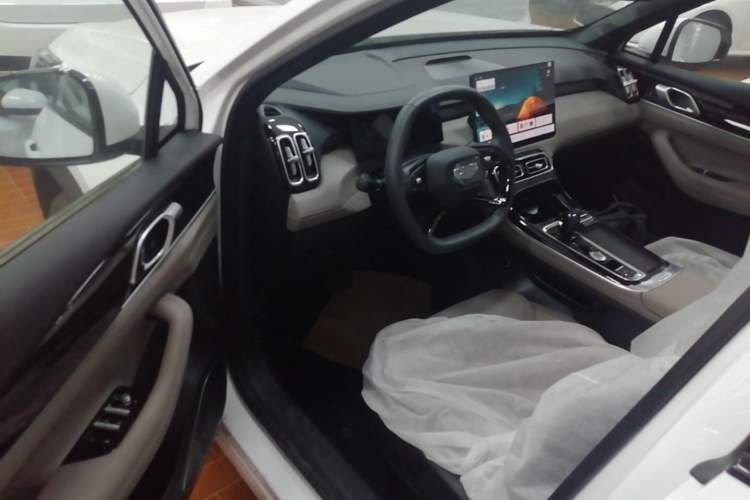 Used Geely Auto FX11 2025 4th Generation 1.5TD DCT – The Start Driver Seat