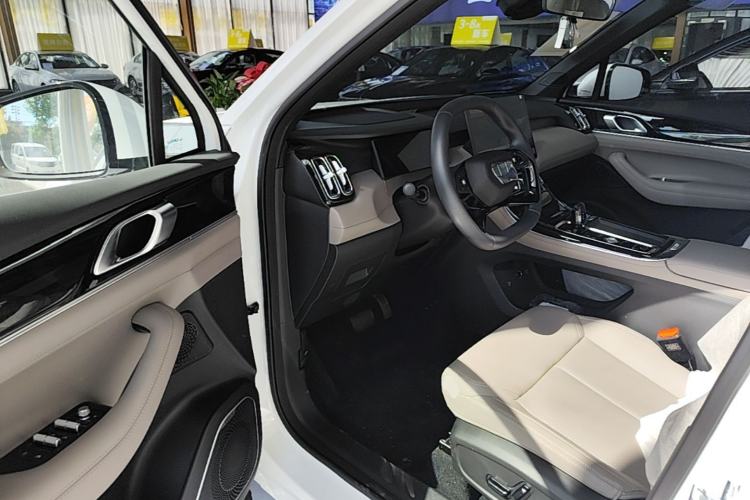 Used Geely Auto FX11 2025 4th Generation 1.5TD DCT – The Start Driver Seat