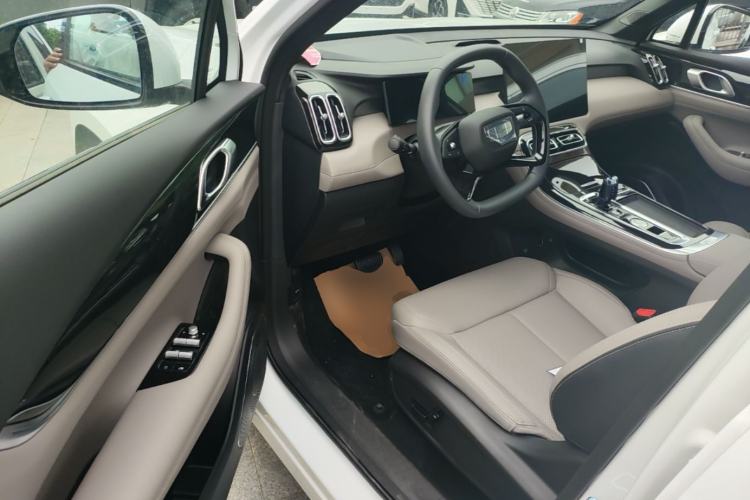 Used Geely Auto FX11 2025 4th Generation 1.5TD DCT – The Start Driver Seat