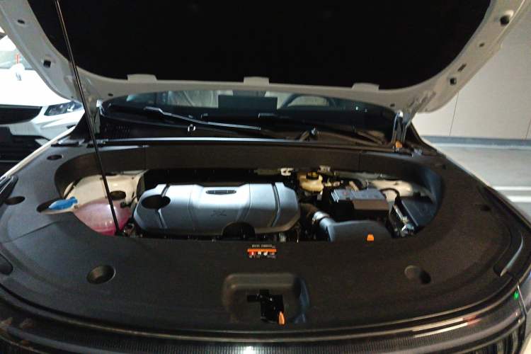 Used Geely Auto FX11 2025 4th Generation 1.5TD DCT – The Start Engine Bay