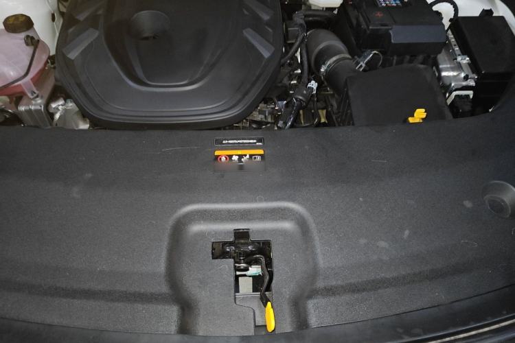 Used Geely Auto FX11 2025 4th Generation 2.0TD DCT—Passion Engine Bay