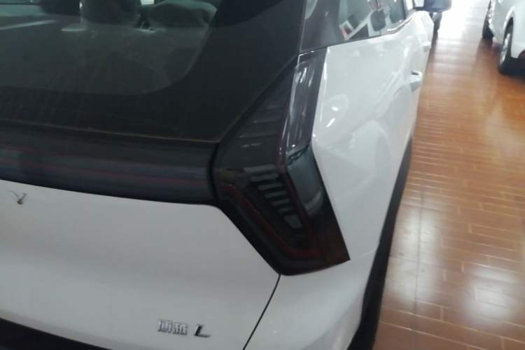 Used Geely Auto FX11 2025 4th Generation 1.5TD DCT – The Start Exterior 3