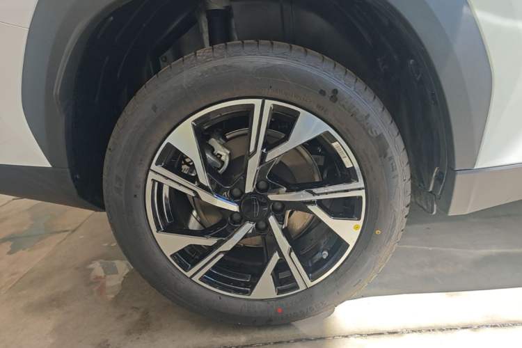 Used Geely Auto FX11 2025 4th Generation 1.5TD DCT – The Start Exterior 5