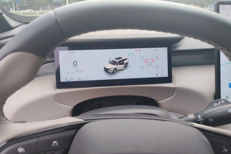 Used Geely Auto FX11 2025 4th Generation 1.5TD DCT Jinxiu Instrument Cluster