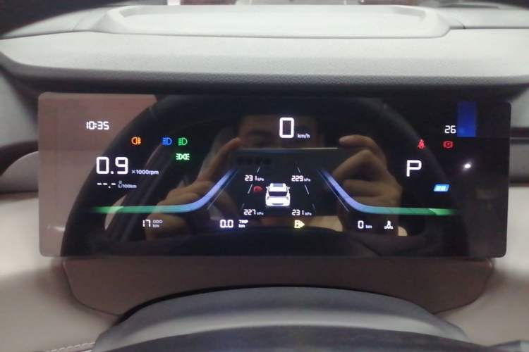 Used Geely Auto FX11 2025 4th Generation 1.5TD DCT – The Start Instrument Cluster