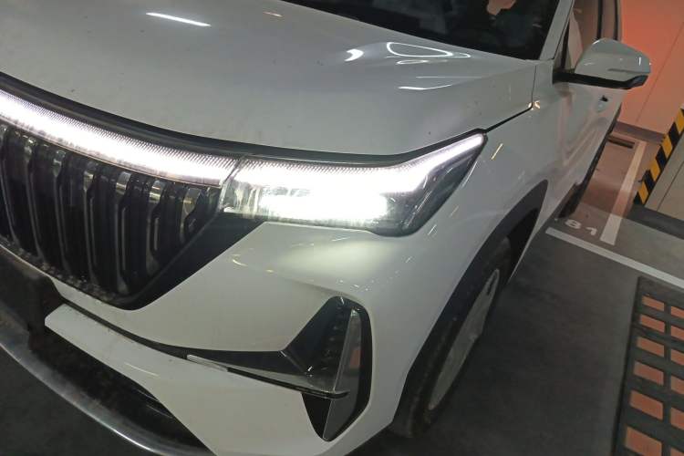 Used Geely Auto FX11 2025 4th Generation 1.5TD DCT – The Start Left Front Headlight