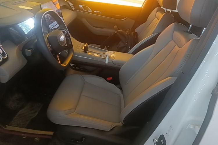Used Geely Auto FX11 2025 4th Generation 1.5TD DCT – The Start Left Front Seat