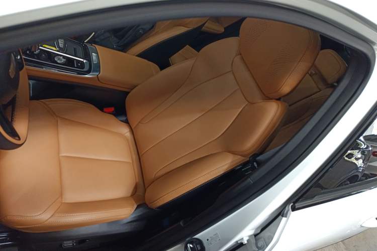 Used Geely Auto FX11 2025 4th Generation 1.5TD DCT - Shanhe Left Front Seat