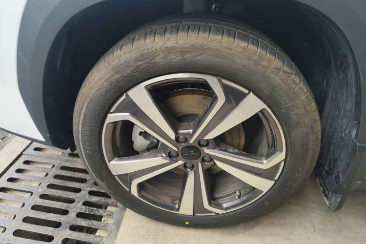 Used Geely Auto FX11 2025 4th Generation 1.5TD DCT - Shanhe Left Front Wheel Hub