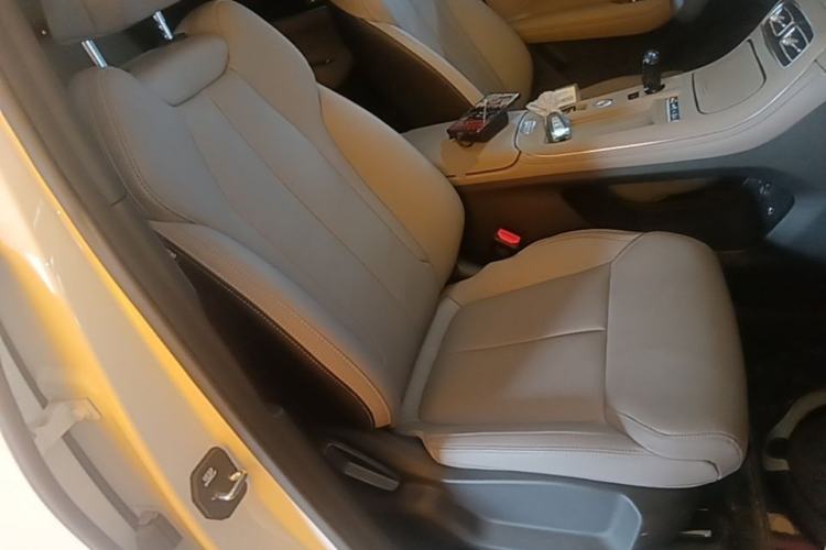 Used Geely Auto FX11 2025 4th Generation 1.5TD DCT – The Start Right Front Seat