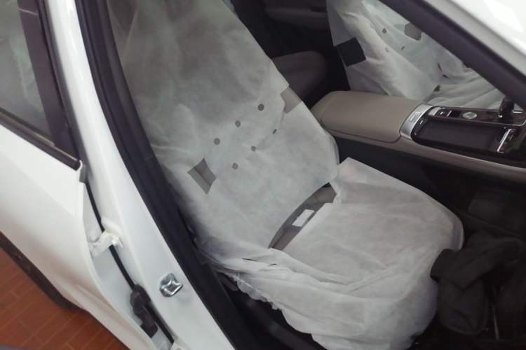 Used Geely Auto FX11 2025 4th Generation 1.5TD DCT – The Start Right Front Seat