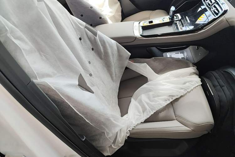 Used Geely Auto FX11 2025 4th Generation 1.5TD DCT – The Start Right Front Seat