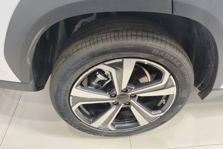 Used Geely Auto FX11 2025 4th Generation 1.5TD DCT - Shanhe Right Rear Wheel Hub