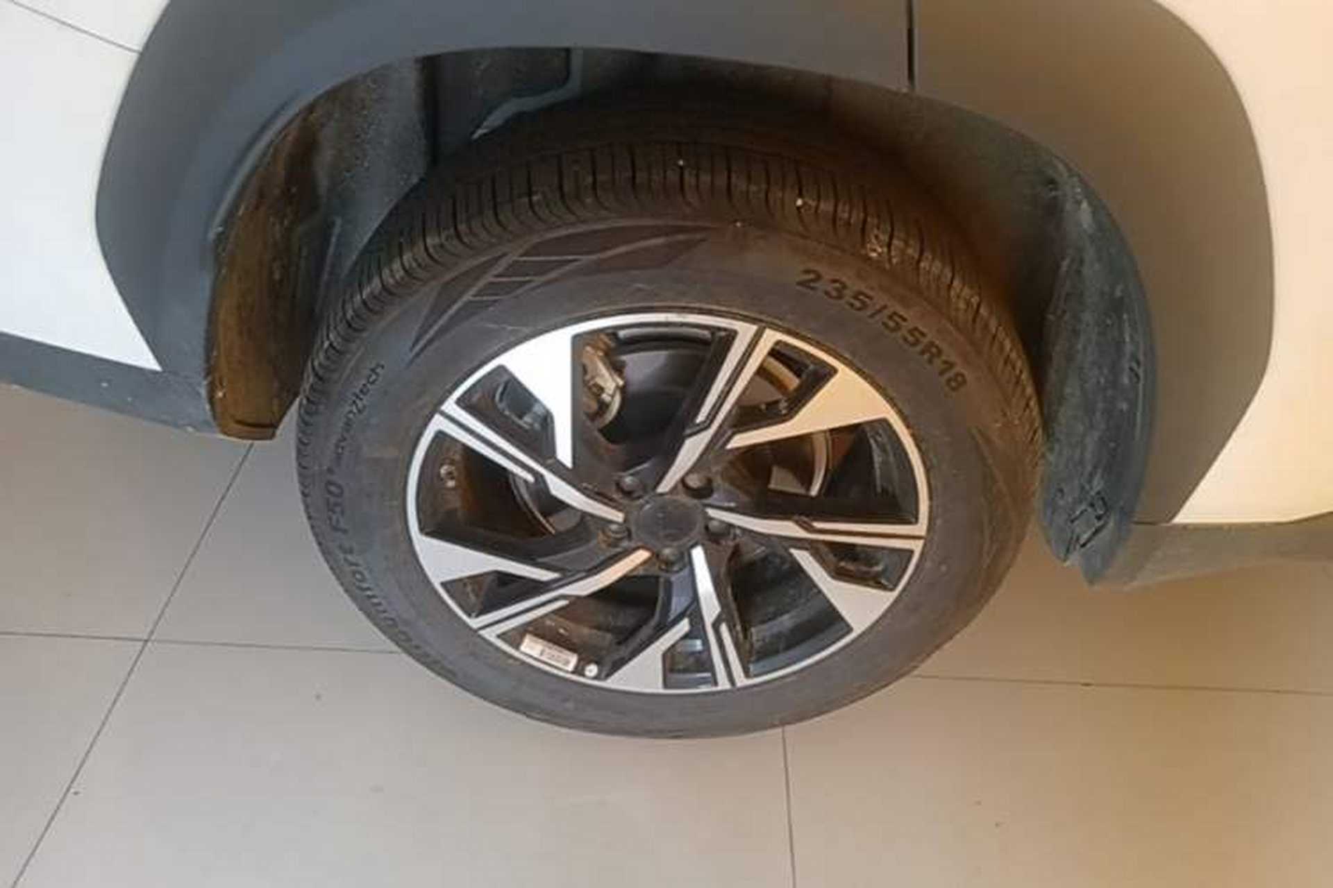 Used Geely Auto FX11 2025 4th Generation 1.5TD DCT – The Start Right Rear Wheel Hub