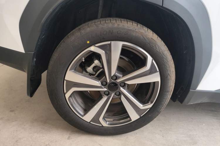 Used Geely Auto FX11 2025 4th Generation 1.5TD DCT - Shanhe Right Rear Wheel Hub