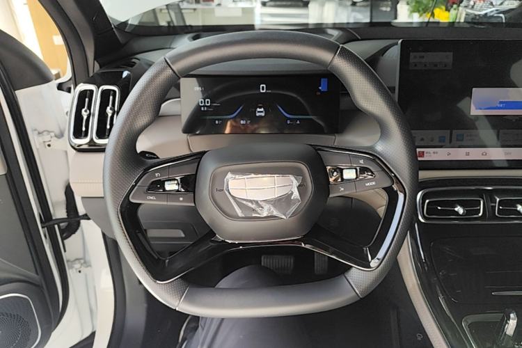 Used Geely Auto FX11 2025 4th Generation 1.5TD DCT – The Start Steering Wheel