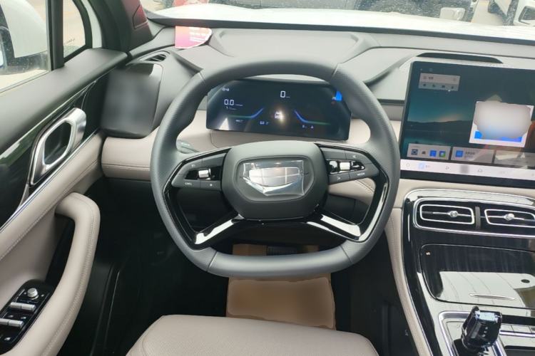 Used Geely Auto FX11 2025 4th Generation 1.5TD DCT – The Start Steering Wheel