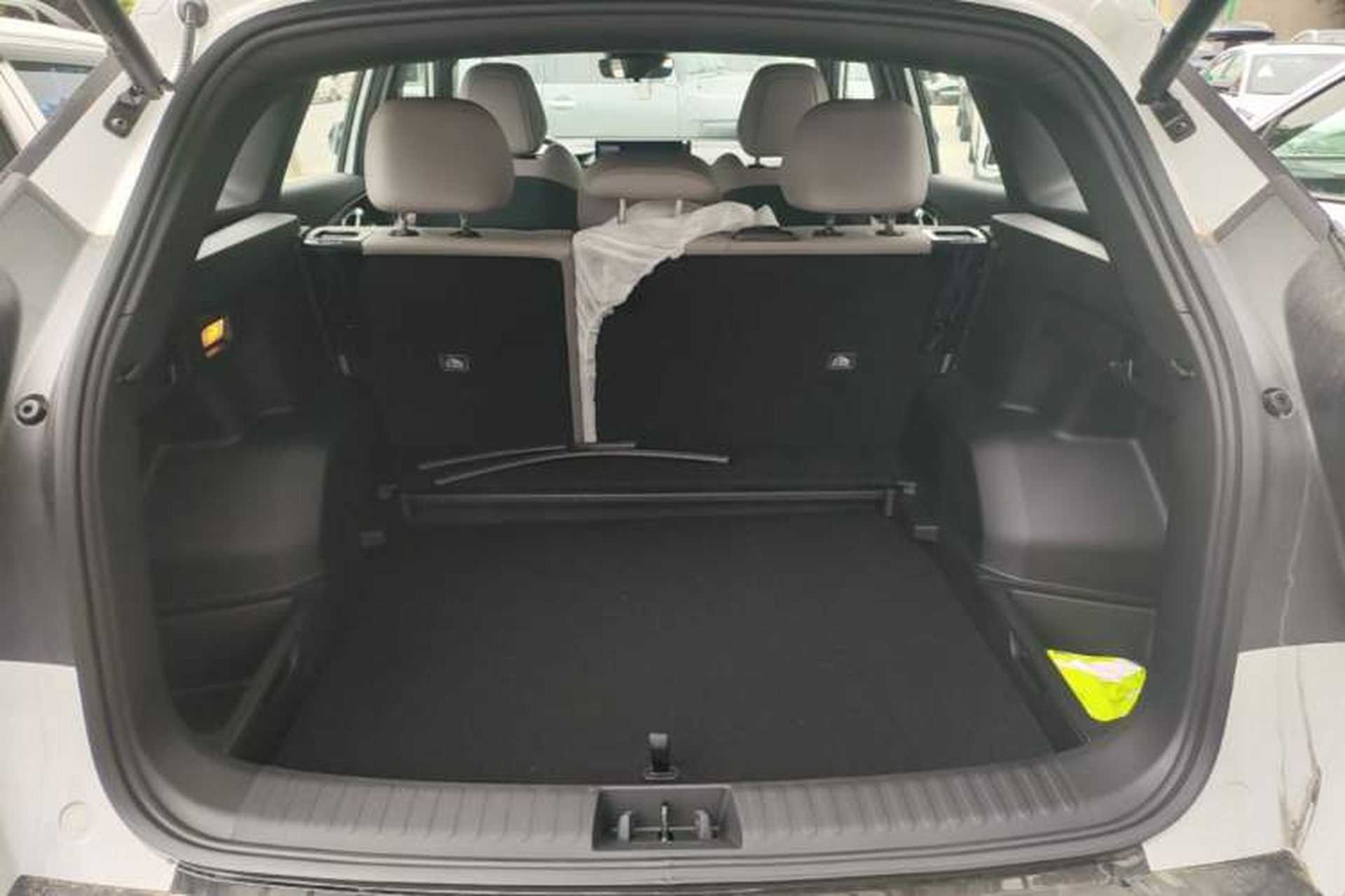 Used Geely Auto FX11 2025 4th Generation 1.5TD DCT – The Start Trunk
