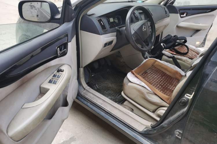 Used Geely Auto GC7 2012 1.8L Manual Elite Model Driver Seat