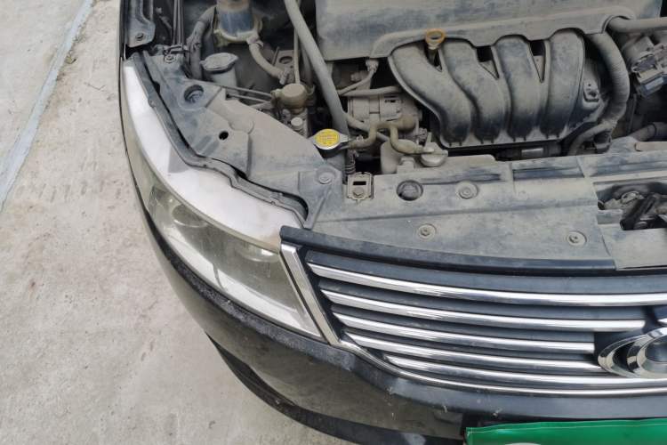Used Geely Auto GC7 2012 1.8L Manual Elite Model Engine Bay Right