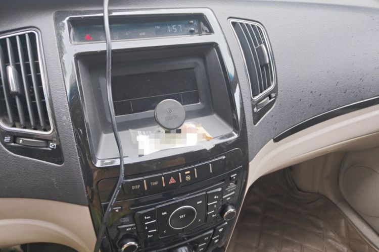 Used Geely Auto GC7 2012 1.8L Automatic Elite Edition Audio And AC Panel
