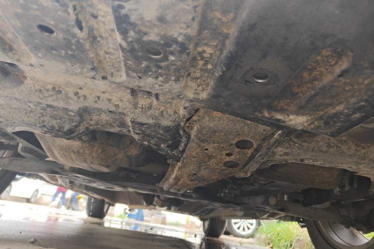Used Geely Auto GC7 2012 1.8L Automatic Elite Edition Chassis Front