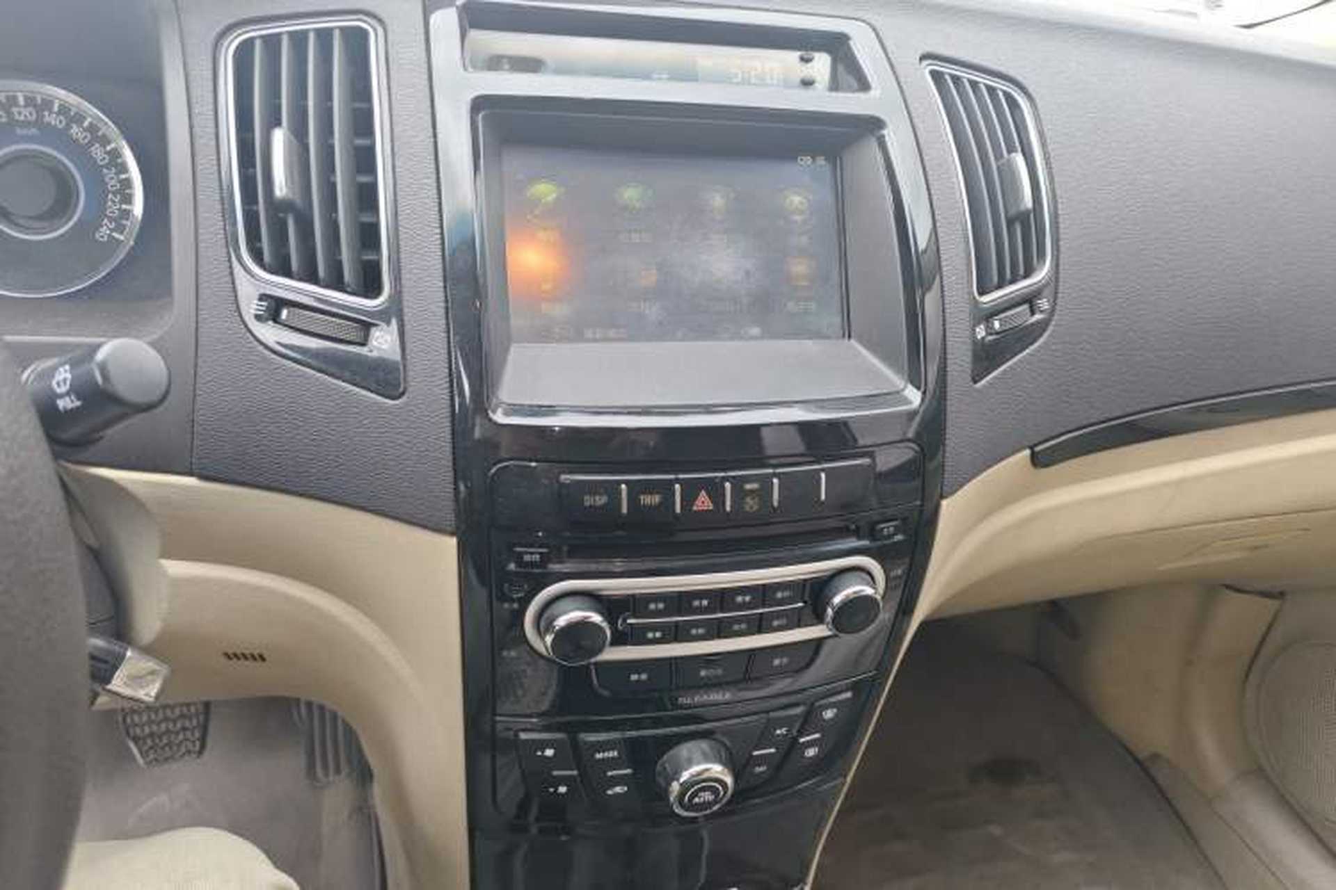 Used Geely Auto GC7 2012 1.5L Manual Standard Edition Audio And AC Panel