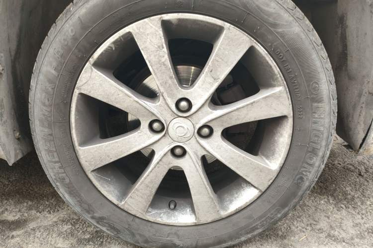 Used Geely Auto GC7 2012 1.8L Manual Comfort Edition Right Front Wheel Hub