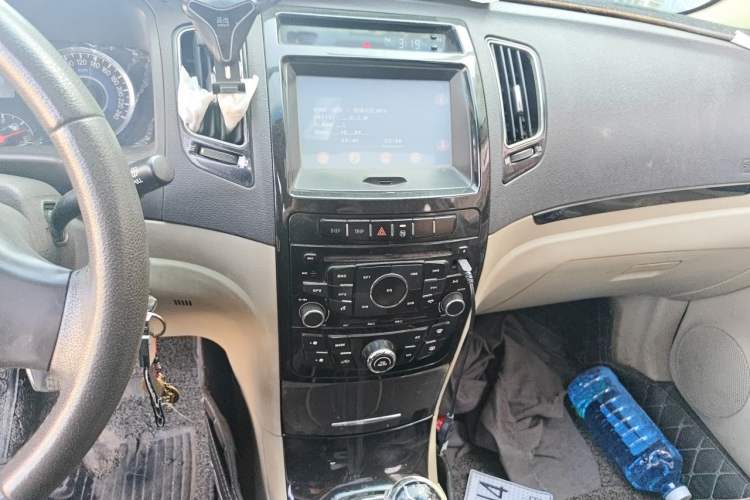 Used Geely Auto GC7 2013 1.5L Manual Luxury Model Audio And AC Panel
