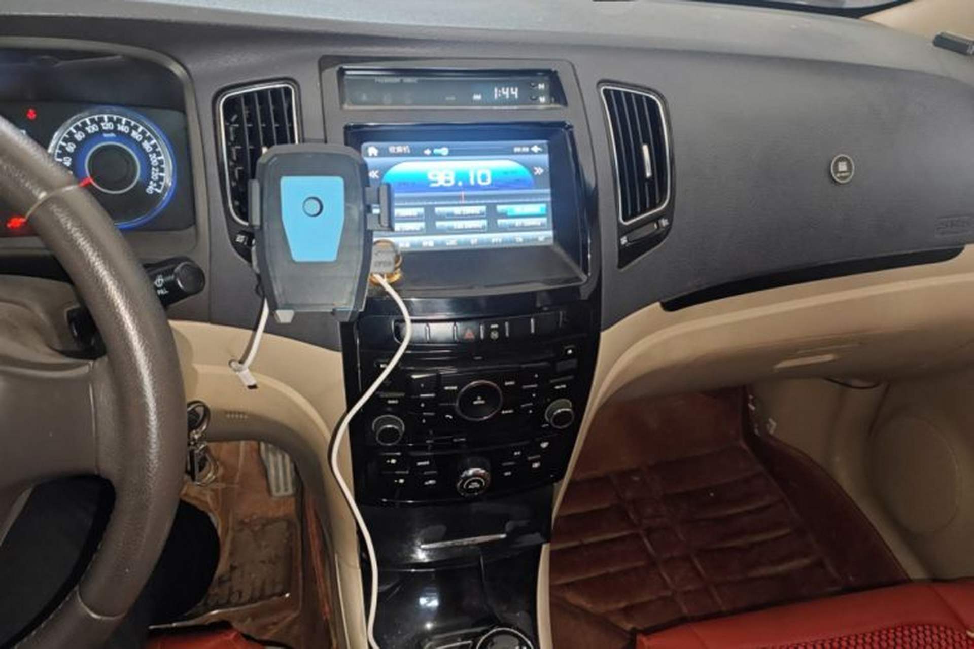 Used Geely Auto GC7 2013 1.5L Manual Luxury Model Audio And AC Panel
