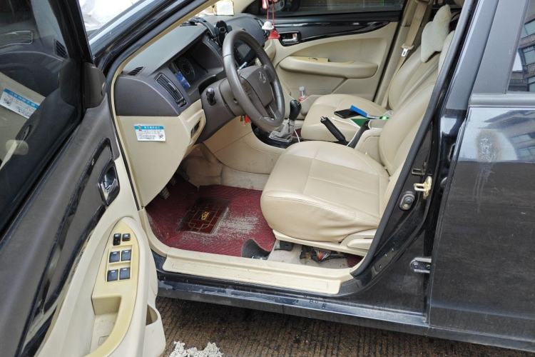 Used Geely Auto GC7 2013 1.5L Manual Luxury Model Driver Seat