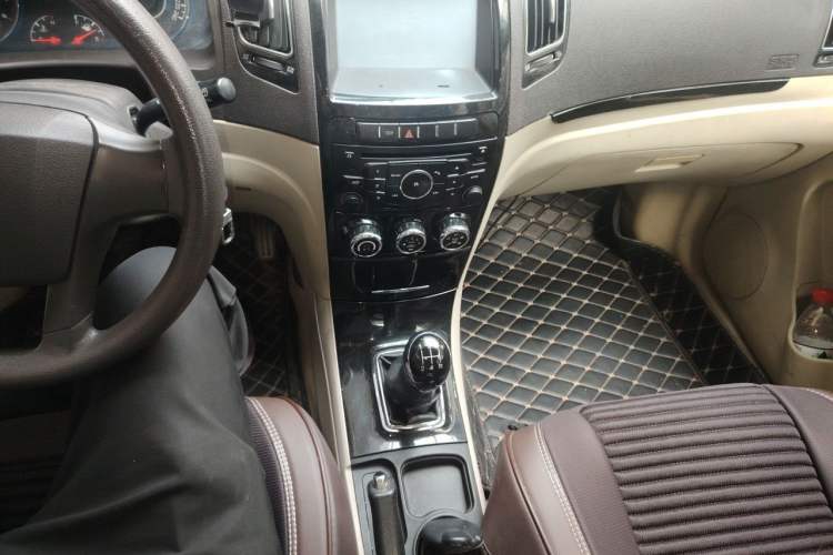 Used Geely Auto GC7 2013 1.5L Manual Comfort Model Gear Lever