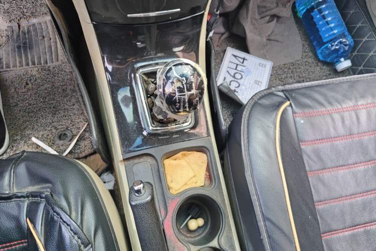 Used Geely Auto GC7 2013 1.5L Manual Luxury Model Gear Lever