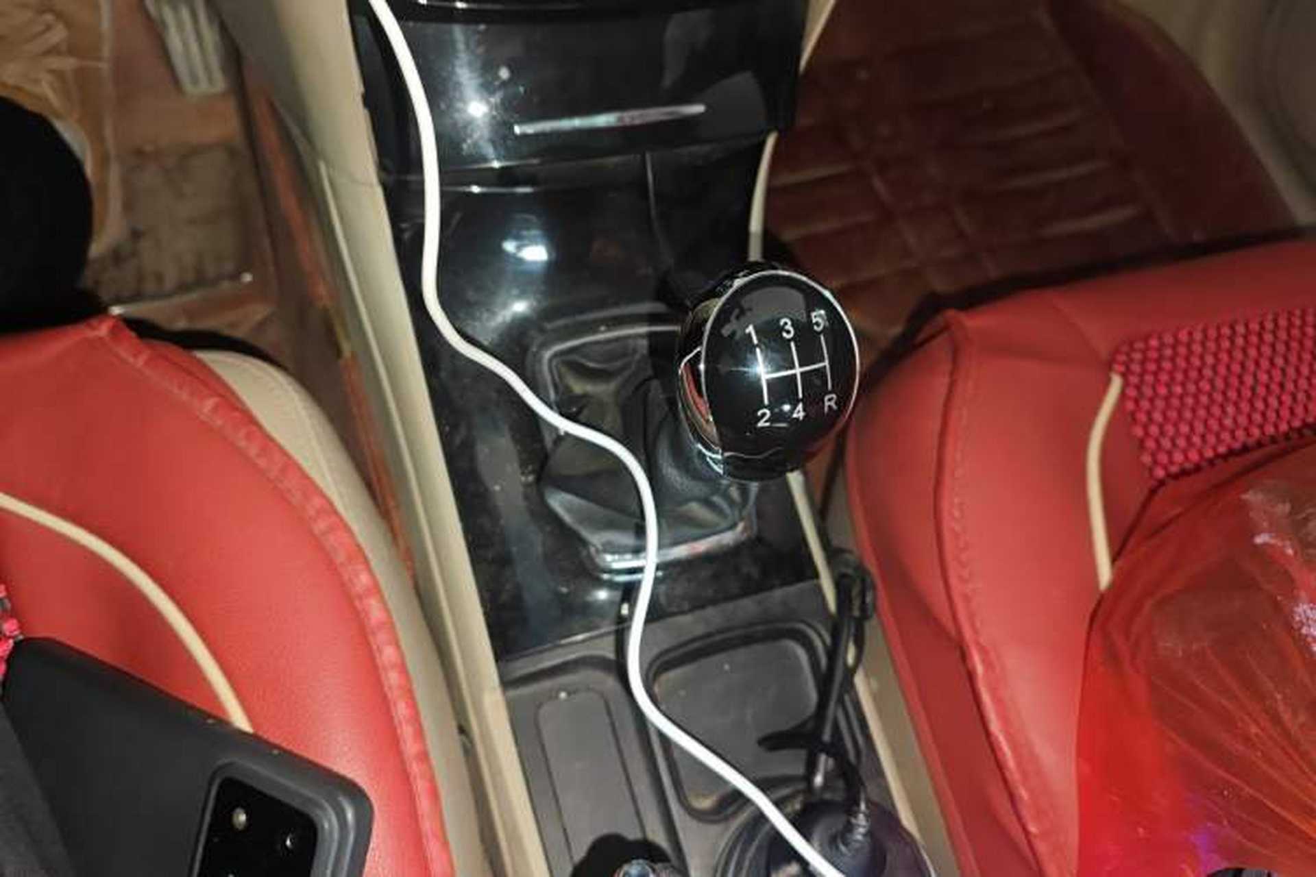 Used Geely Auto GC7 2013 1.5L Manual Luxury Model Gear Lever