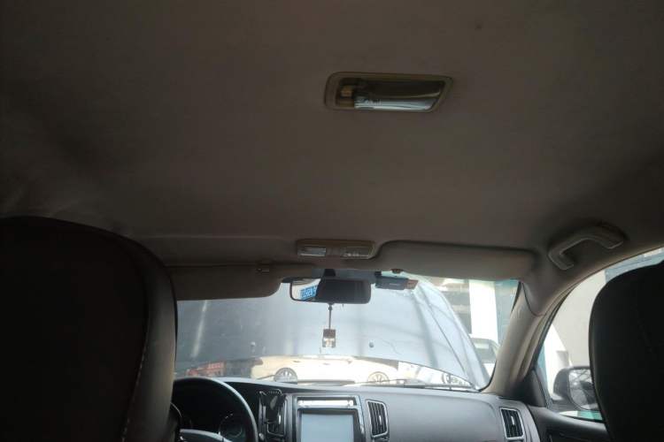 Used Geely Auto GC7 2013 1.5L Manual Comfort Model Headliner