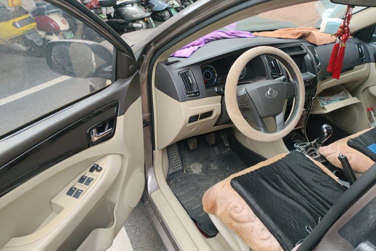 Used Geely Auto GC7 2013 1.5L Manual Luxury Model Driver Seat