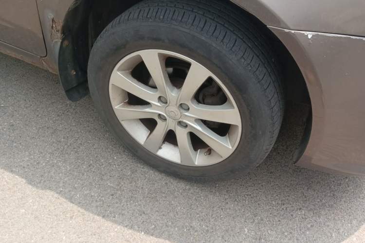 Used Geely Auto GC7 2013 1.5L Manual Luxury Model Right Front Wheel Hub