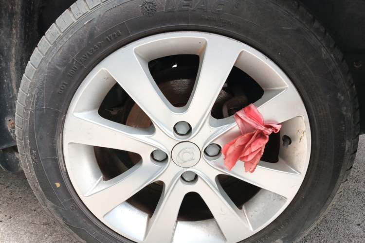 Used Geely Auto GC7 2013 1.5L Manual Comfort Model Right Front Wheel Hub